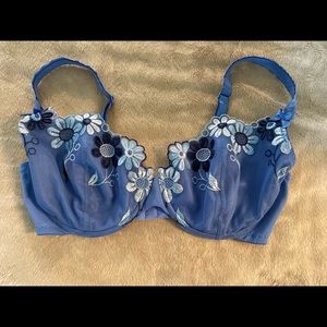 Victoria’s Secret Periwinkle floral embroidered bra 36 DD